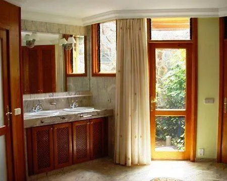 Mit Privatpool Fuer 6 Personen Ca, 270 M Sup2 In El Chaparral, Gran Canaria Suedkueste Gran Canaria Holiday home Puerto Rico (Gran Canaria)